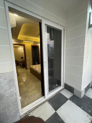 Building Lobby in 3 BHK Builder Floor at Sushant Lok 2, Sector 57 – for Rent