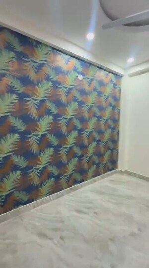 Room in 1 BHK Builder Floor at Sector 49 – for Sale