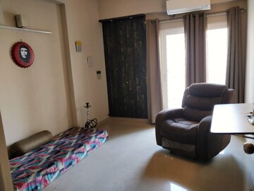 Living Room in 3 BHK Apartment at Mahagun Moderne - Avlon and Betina, Sector 78 – for Rent