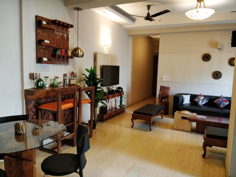 Dining area, mahagun-moderne-avlon-and-betina 3 Bedroom 1550 Sq.Ft. Apartment In Sector 78 Noida 10121876