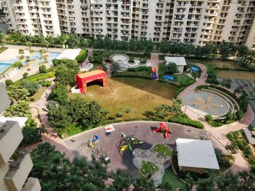 3 BHK Apartment – Exterior View View at Mahagun Moderne - Avlon and Betina, Sector 78 - for Rent