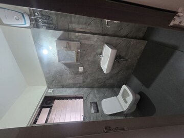 Furnished Amenities in 2 BHK Apartment at H Square AN Heights, Malad West – for Rent