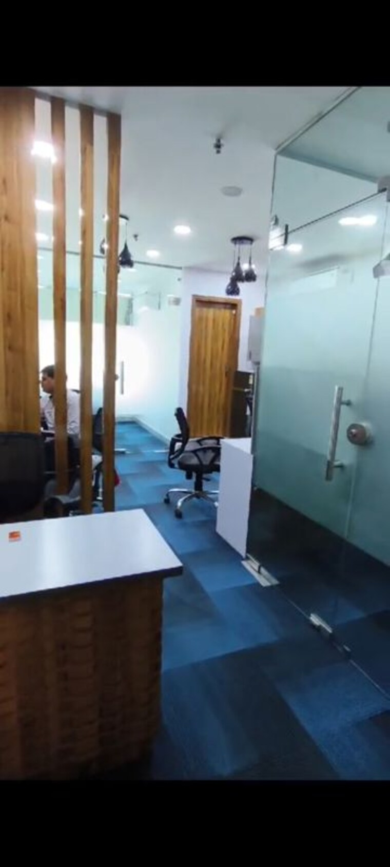 Team Area, netaji subhash place Commercial Office Space 800 Sq.Ft. In Netaji Subhash Place Delhi 10121920