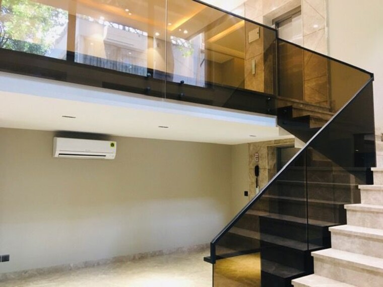 Kitchen, panchsheel park 4 Bedroom 8800 Sq.Ft. Builder Floor In Panchsheel Park Delhi 10121927