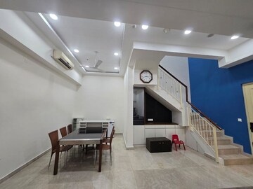 3 BHK Apartment For Rent in Indiabulls Blu, Worli