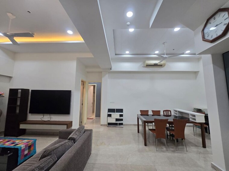 Team Area, indiabulls-blu 3 Bedroom 2500 Sq.Ft. Apartment In Worli Mumbai 10121937