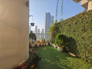3 BHK Apartment – Garden View at Indiabulls Blu, Worli - for Rent