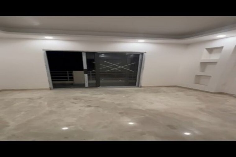 Room, east of kailash 3 Bedroom 220 Sq.Yd. Builder Floor In East Of Kailash Delhi 10121939