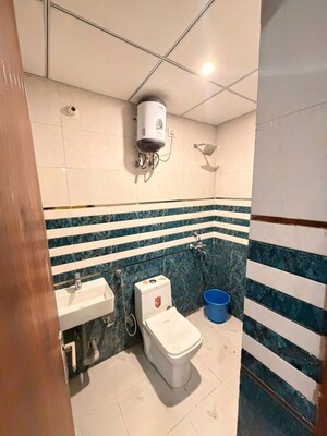 Master Bedroom in 1 RK Builder Floor at Sector 40 – for Rent