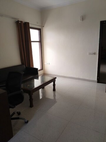 1 BHK Builder Floor For Rent in Sector 40