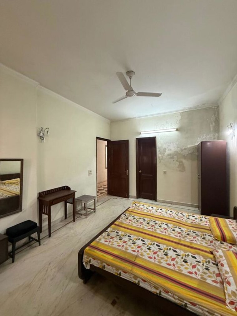 Bedroom, greater kailash ii 3 Bedroom 2000 Sq.Ft. Builder Floor In Greater Kailash ii Delhi 10121974