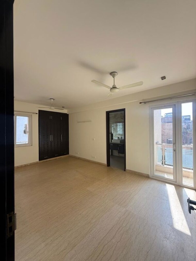 Room, new friends colony 4 Bedroom 3500 Sq.Ft. Builder Floor In New Friends Colony Delhi 10121978