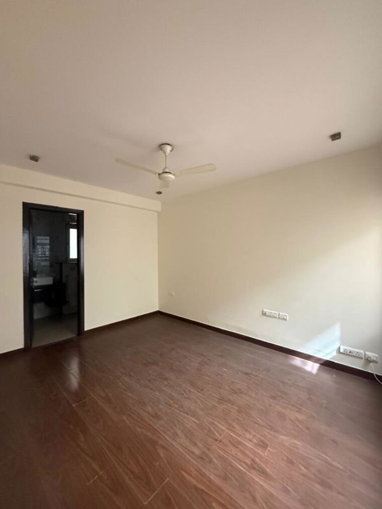 Room, new friends colony 4 Bedroom 3500 Sq.Ft. Builder Floor In New Friends Colony Delhi 10121978