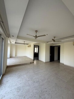4 BHK + Servant Room Builder Floor For Rent in New Friends Colony