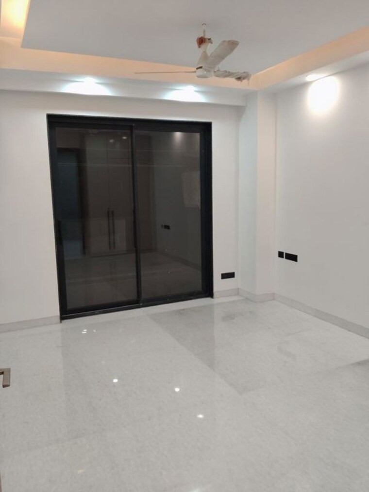 Room, sector 46 3 Bedroom 1650 Sq.Ft. Builder Floor In Sector 46 Gurgaon 10121979