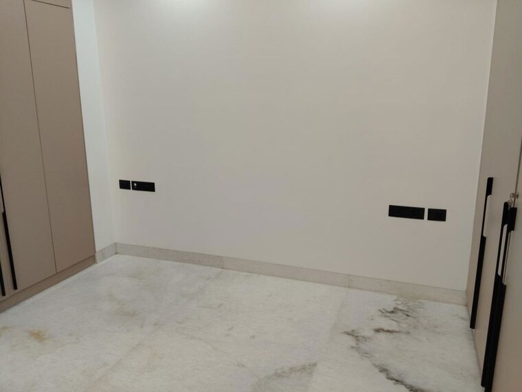 Room, sector 46 3 Bedroom 1650 Sq.Ft. Builder Floor In Sector 46 Gurgaon 10121979