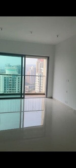 3 BHK Apartment For Rent in Kalpataru Immensa, Kolshet Road