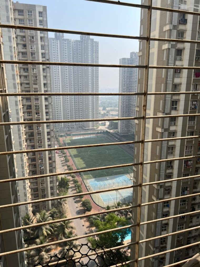 Exterior View, lodha-amara 2 Bedroom 672 Sq.Ft. Apartment In Kolshet Road Thane 10121990