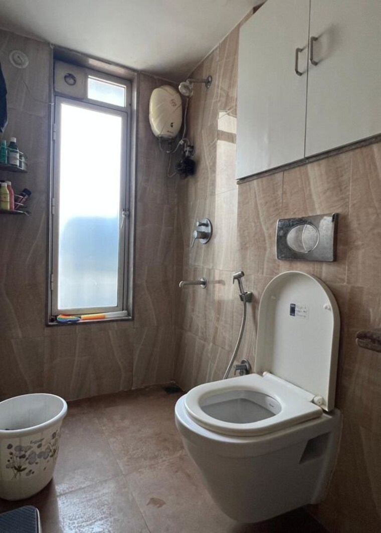 Bathroom, lodha-amara 2 Bedroom 672 Sq.Ft. Apartment In Kolshet Road Thane 10121990