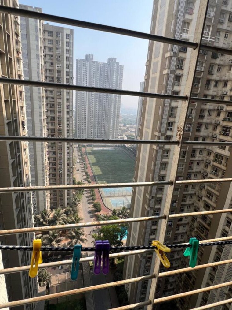 Exterior View, lodha-amara 2 Bedroom 672 Sq.Ft. Apartment In Kolshet Road Thane 10121990