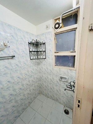 Bathroom in 3 BHK Apartment at Sector 52 – for Rent