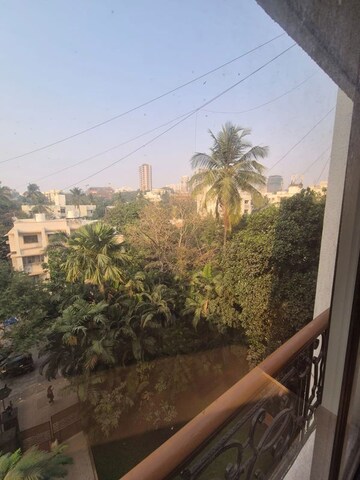 Balcony in 3 BHK Apartment at Shalimar CHS Bandra, Bandra West – for Rent