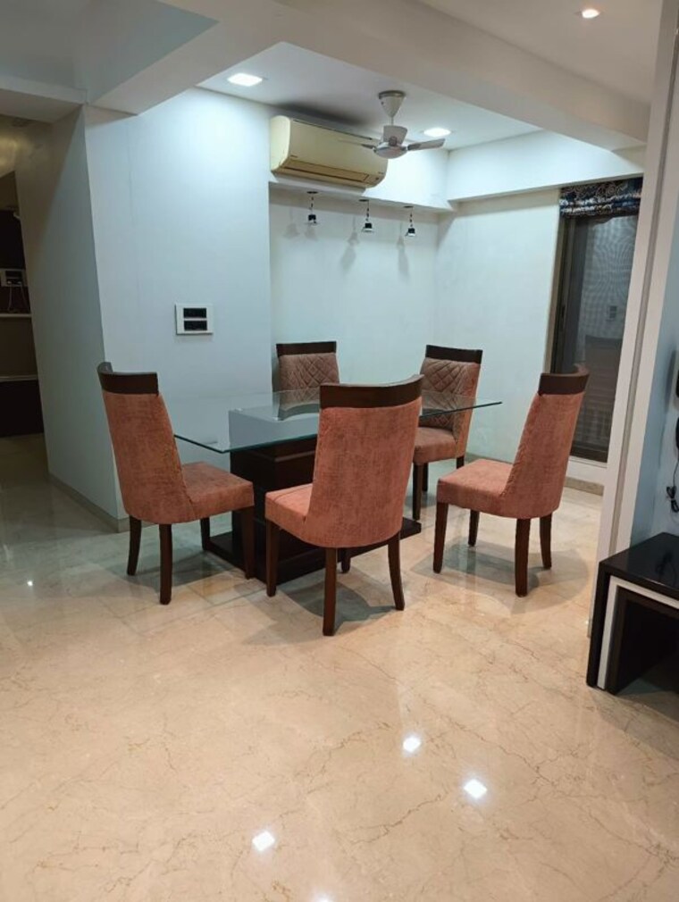 Dining area, khar west 3 Bedroom 1220 Sq.Ft. Apartment In Khar West Mumbai 10122029