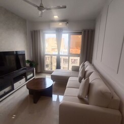 3 BHK + Pooja Room Apartment For Rent in Platinum Life