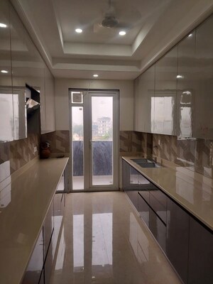 Kitchen in 3 BHK Builder Floor at Sector 52 – for Rent
