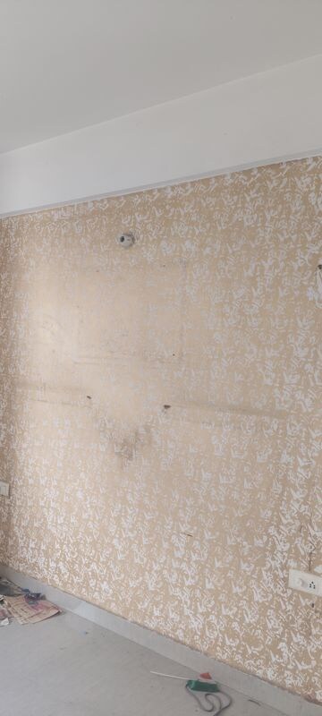 Furnished Amenities in 2 BHK Apartment at Hawelia Valencia Homes, Sector 1 Greater Noida – for Rent