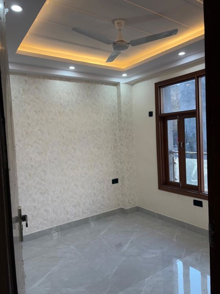 Room, rajpur khurd extension 1 Bedroom 450 Sq.Ft. Builder Floor In Rajpur Khurd Extension Delhi 10122088