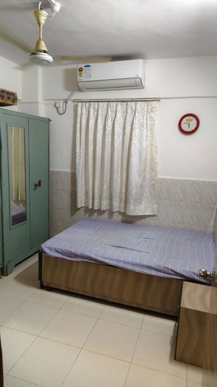 Bedroom, kishor-darshan-apartment 1 Bedroom 450 Sq.Ft. Apartment In Andheri West Mumbai 9994255