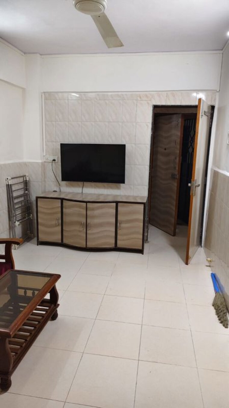 Master Bedroom, kishor-darshan-apartment 1 Bedroom 450 Sq.Ft. Apartment In Andheri West Mumbai 9994255