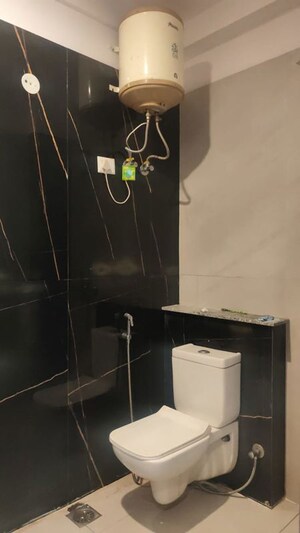 Furnished Amenities in 1 RK Builder Floor at Palam Vihar – for Rent