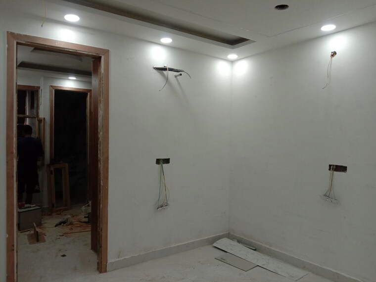 Room, dwarka mor 2 Bedroom 500 Sq.Ft. Builder Floor In Dwarka Mor Delhi 10115788