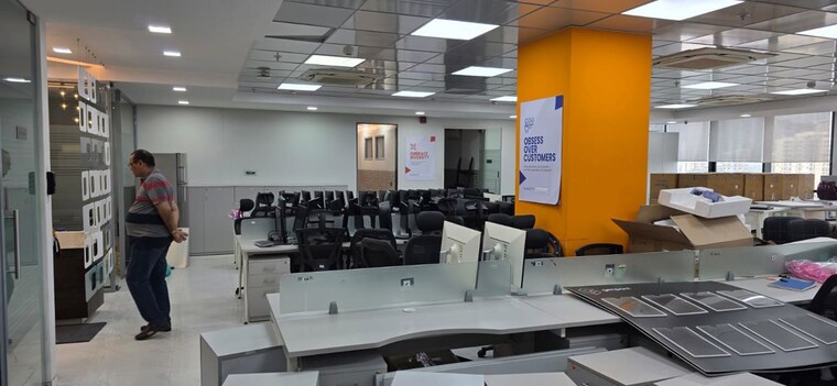 Team Area, western express highway Commercial Office Space 1700 Sq.Ft. In Western Express Highway Mumbai 10088932