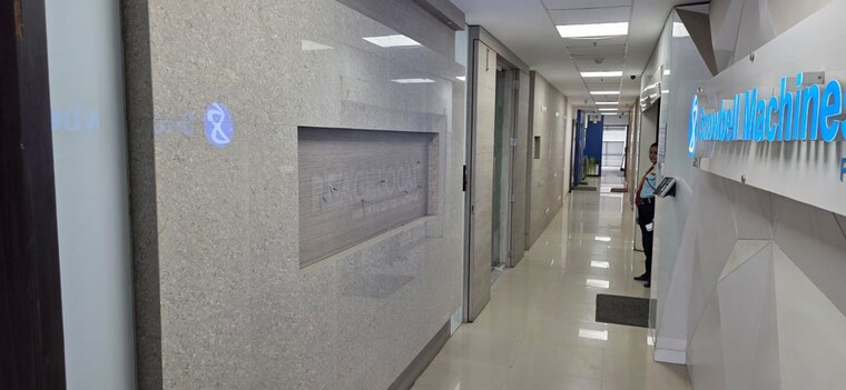 undefined, western express highway Commercial Office Space 1700 Sq.Ft. In Western Express Highway Mumbai 10088932