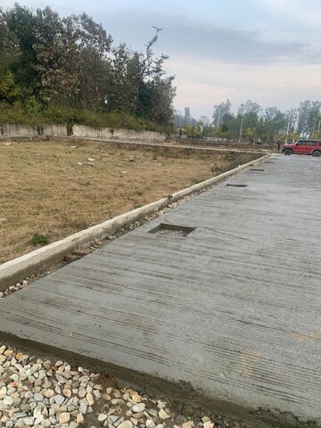  Plot For Sale in Mohabbewala