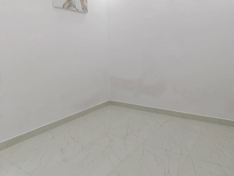 Room, ip extension 3 Bedroom 1500 Sq.Ft. Apartment In Ip Extension Delhi 10122152