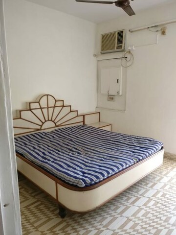 Bathroom in 3 BHK Builder Floor at Shahibagh – for Rent