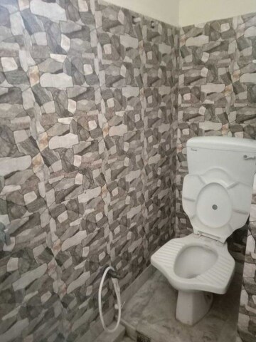 Bathroom in 1 BHK Builder Floor at Jadavpur – for Rent