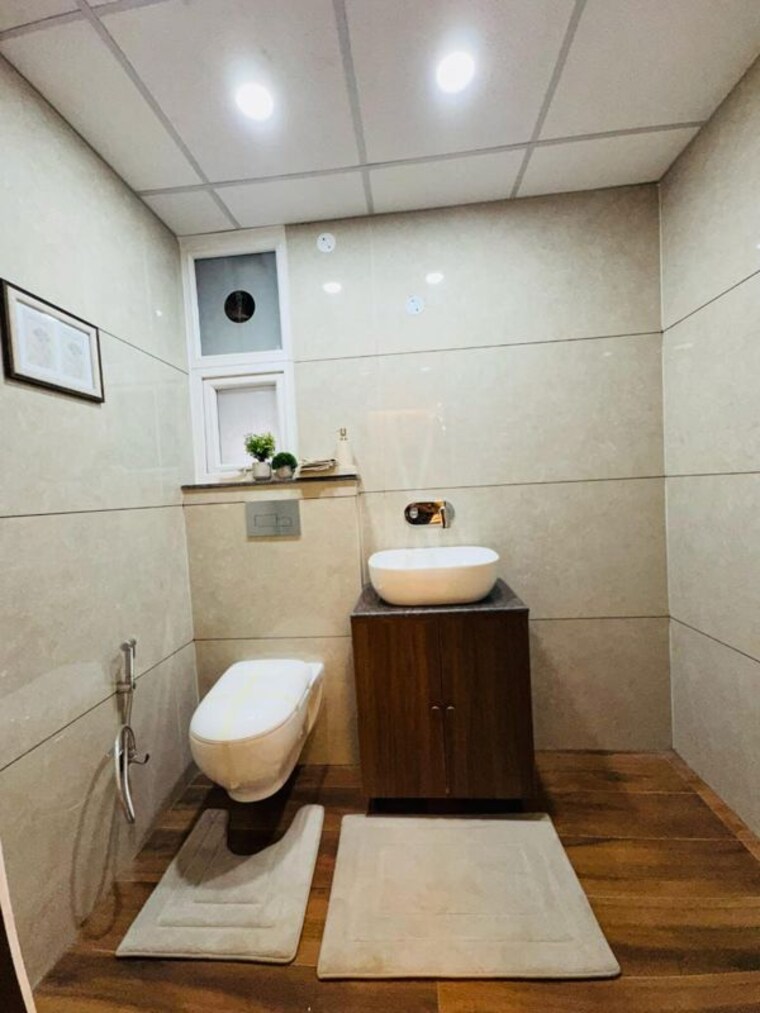 Attached Bathroom, nagla road 3 Bedroom 1750 Sq.Ft. Apartment In Nagla Road Zirakpur 10122200
