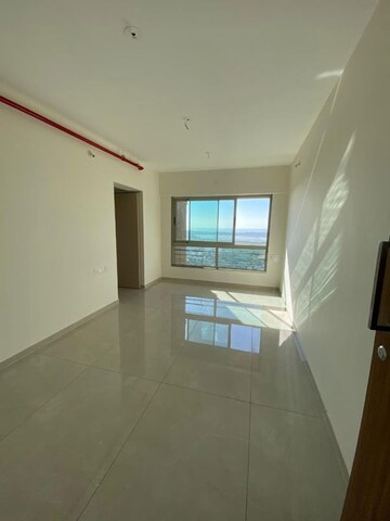 2 BHK Apartment For Rent in Malad West