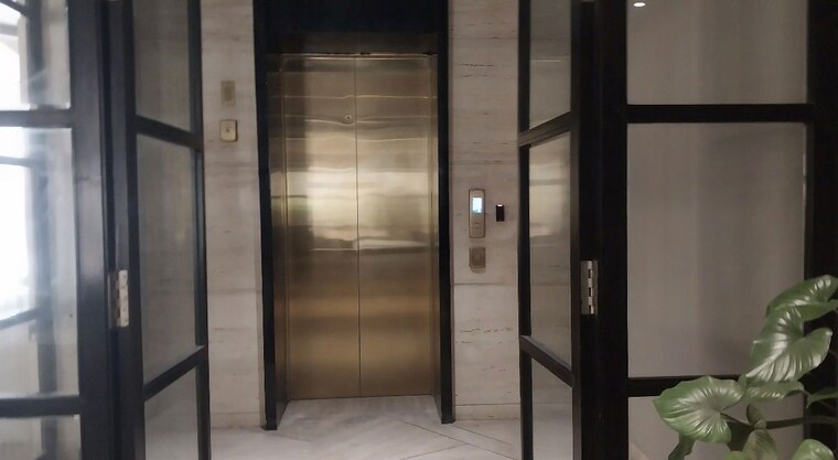 Room, mj-81-aureate 4 Bedroom 4443 Sq.Ft. Apartment In Bandra West Mumbai 10122229