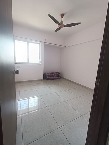 Room in 2 BHK Apartment at Handewadi – for Rent