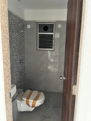 Bathroom in 1 BHK Apartment at Goregaon West – for Rent