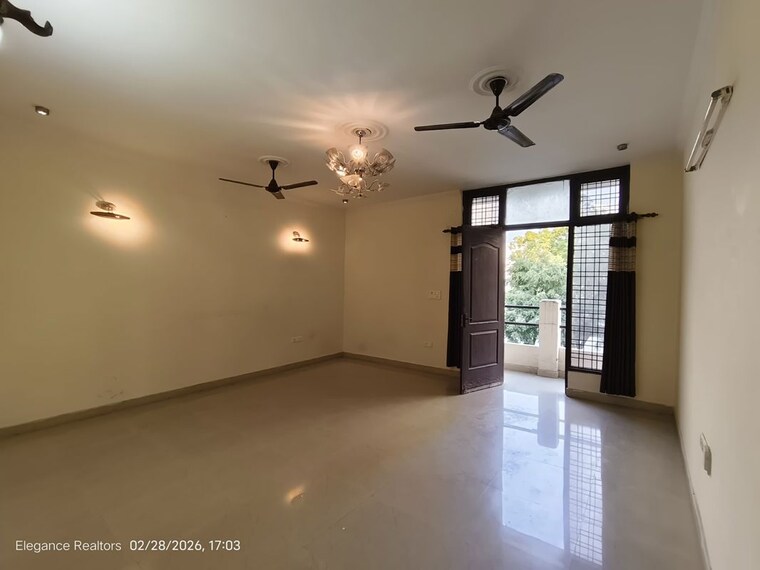 Room, chattarpur 2 Bedroom 1100 Sq.Ft. Builder Floor In Chattarpur Delhi 10122259