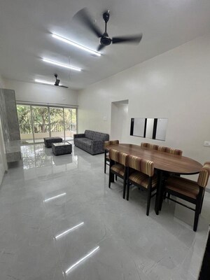 2 BHK Apartment For Rent in Bund Garden Road