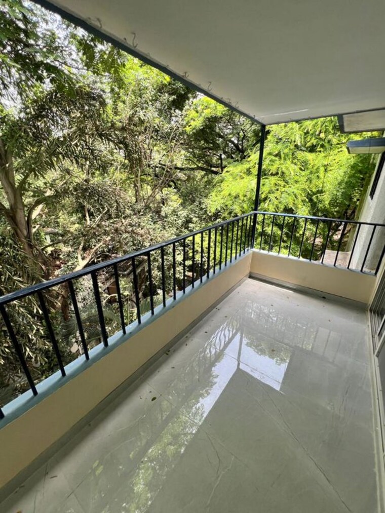 Balcony, bund garden road 2 Bedroom 1500 Sq.Ft. Apartment In Bund Garden Road Pune 10122270