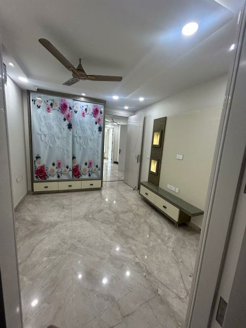 2 BHK Builder Floor For Sale in Tilak Nagar